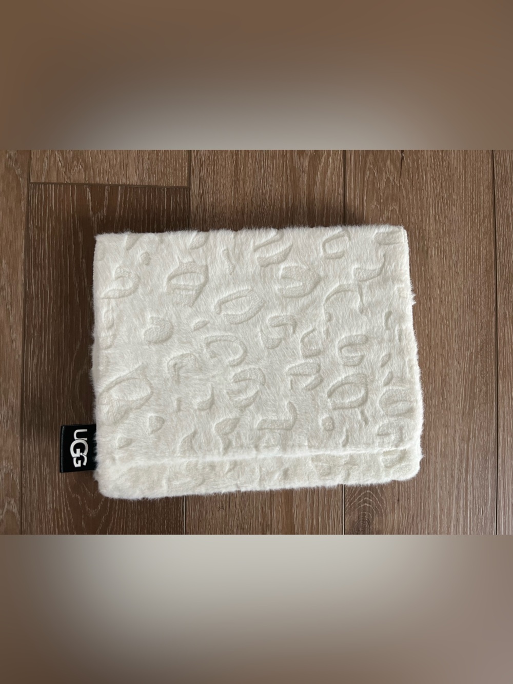 Ugg Miley Bedside Caddy Tablet Travel Case Pouch 10.5 in x 8.5 in